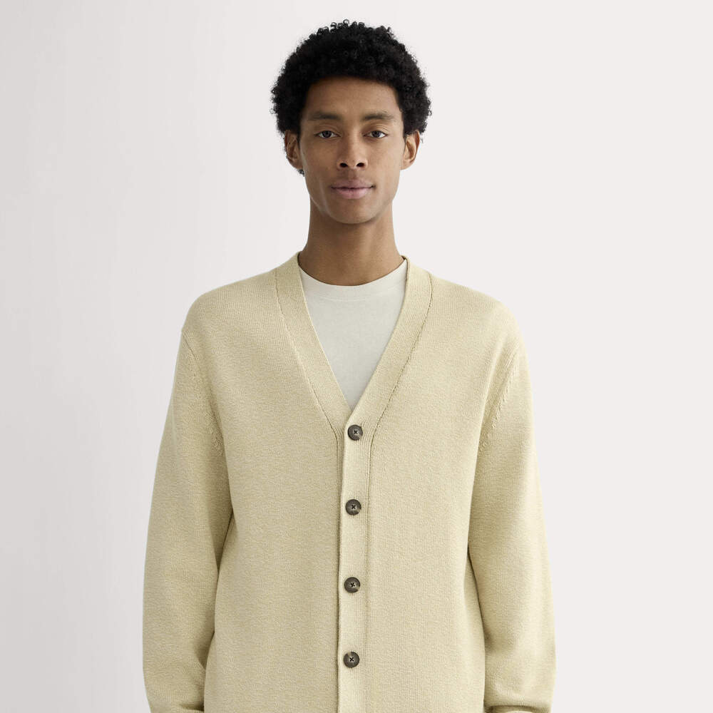 Everlane Classic Cardigan in Everyday Cotton in Desert Sand/Natural, Size Medium
